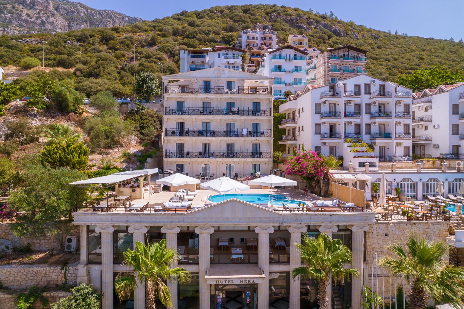 Hera Hotel