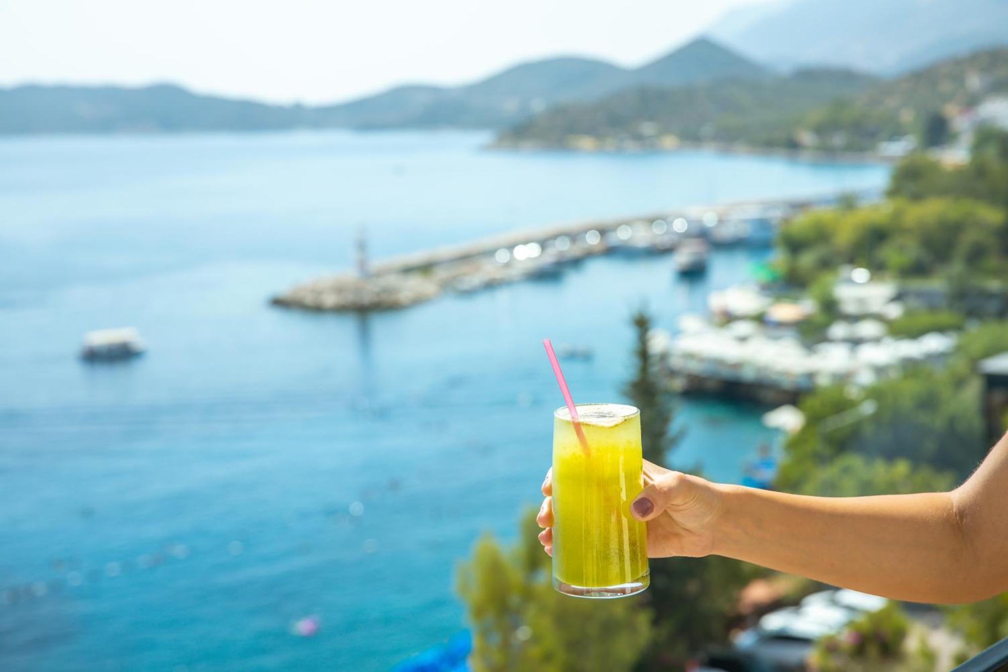 Hera Hotel 3*